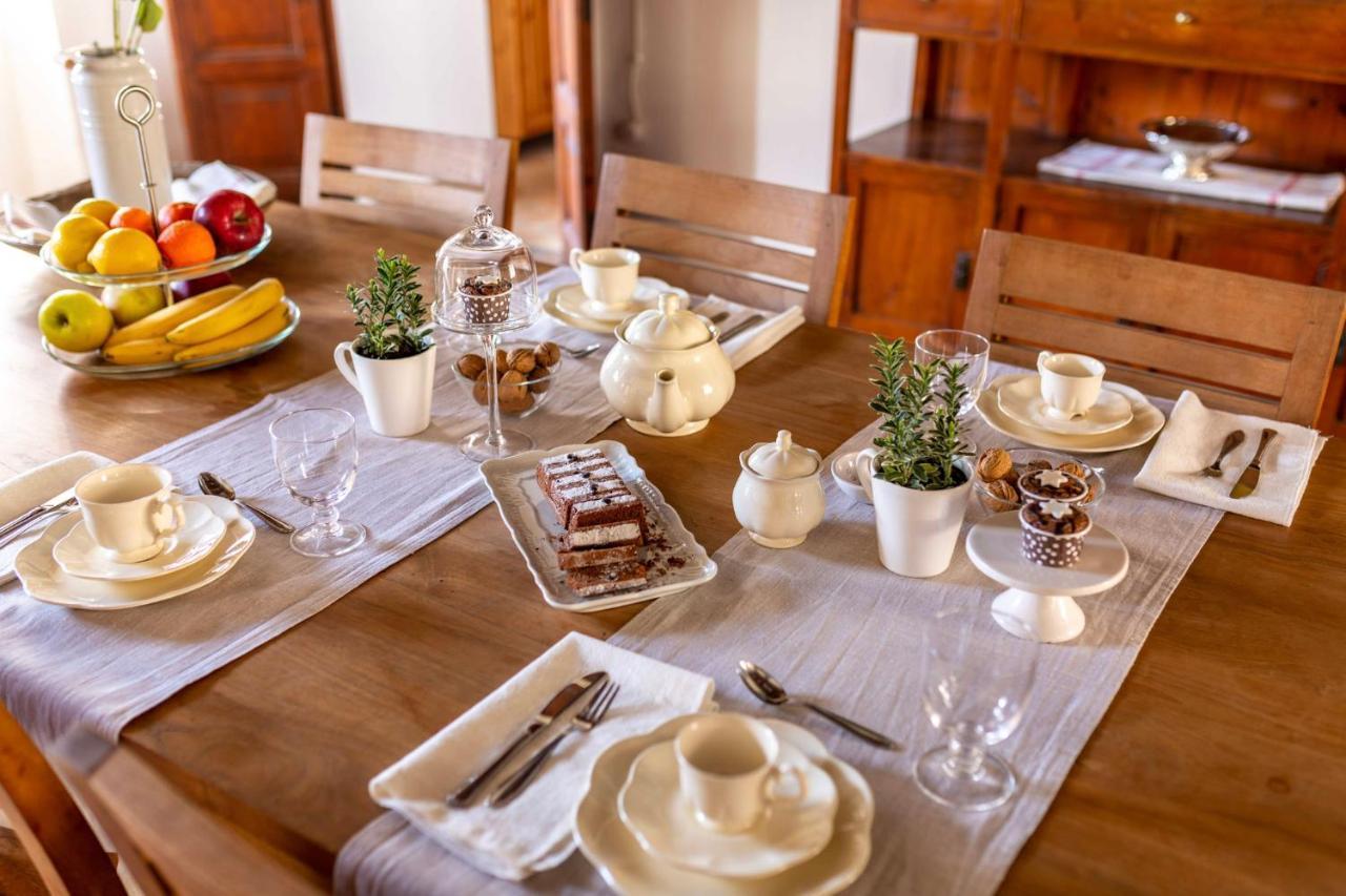 Giulio Mountain B&B Ала Екстер'єр фото